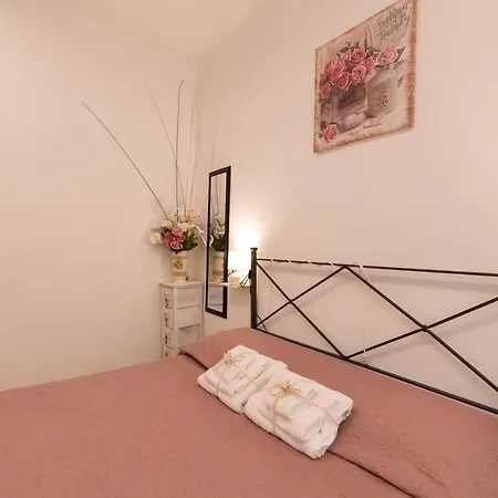 Il Nido Del Vicolo Apartamento